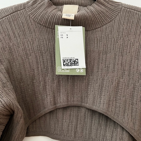 H&M 2-piece set NWT. Knit dress with bolero. Size S. Taupe colour. - Picture 8 of 8